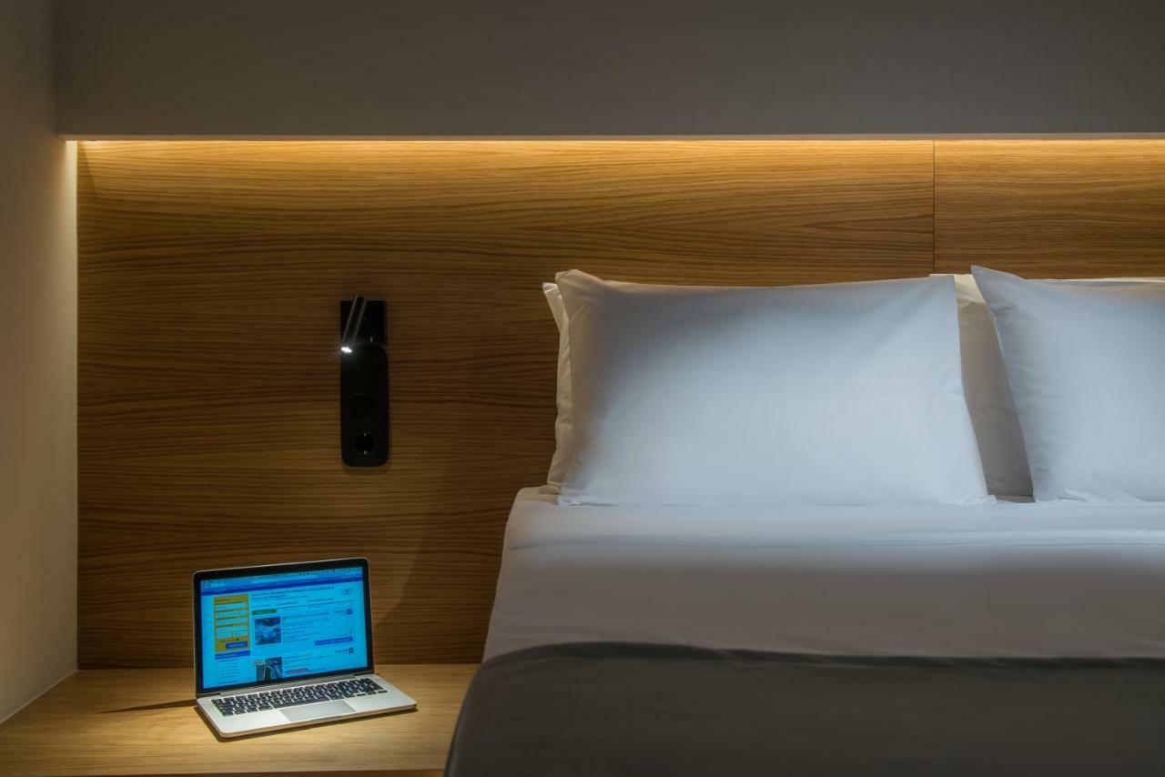 King'S Blue , Port View Apartment Heraklion  Bagian luar foto