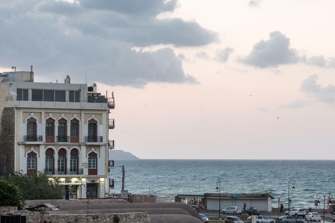 King'S Blue , Port View Apartment Heraklion  Bagian luar foto